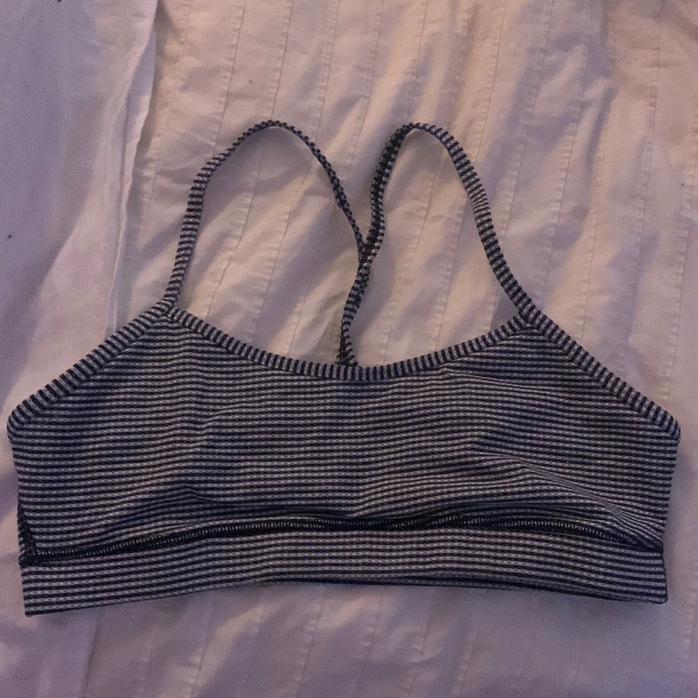Lululemon sports “y” bra